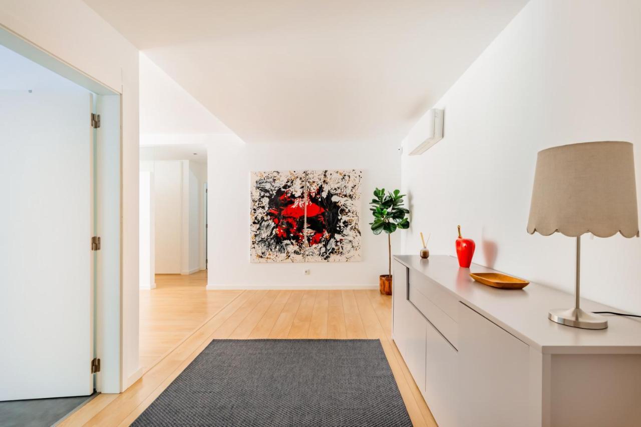 Oeiras Elegant Retreat With Pool Apartment Bagian luar foto