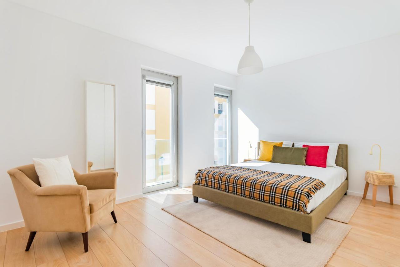Oeiras Elegant Retreat With Pool Apartment Bagian luar foto