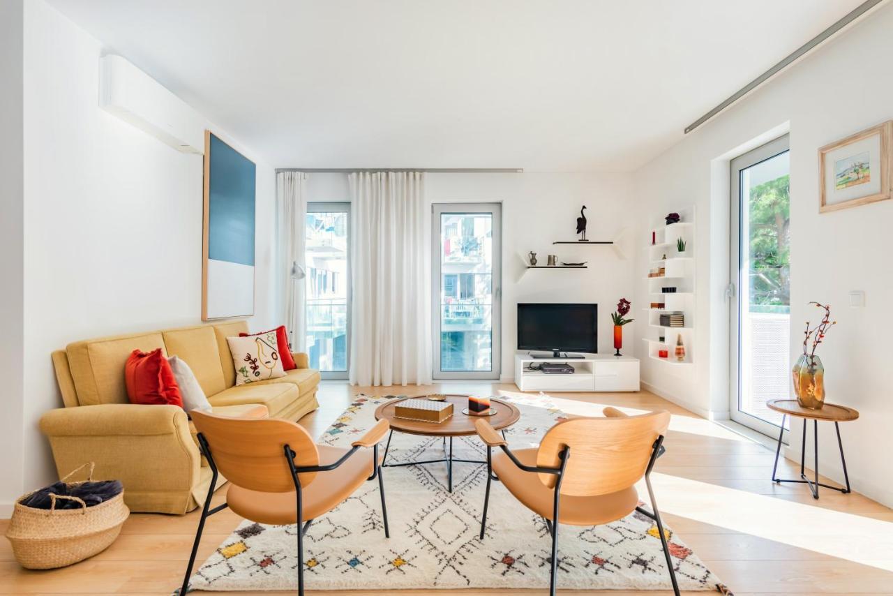 Oeiras Elegant Retreat With Pool Apartment Bagian luar foto