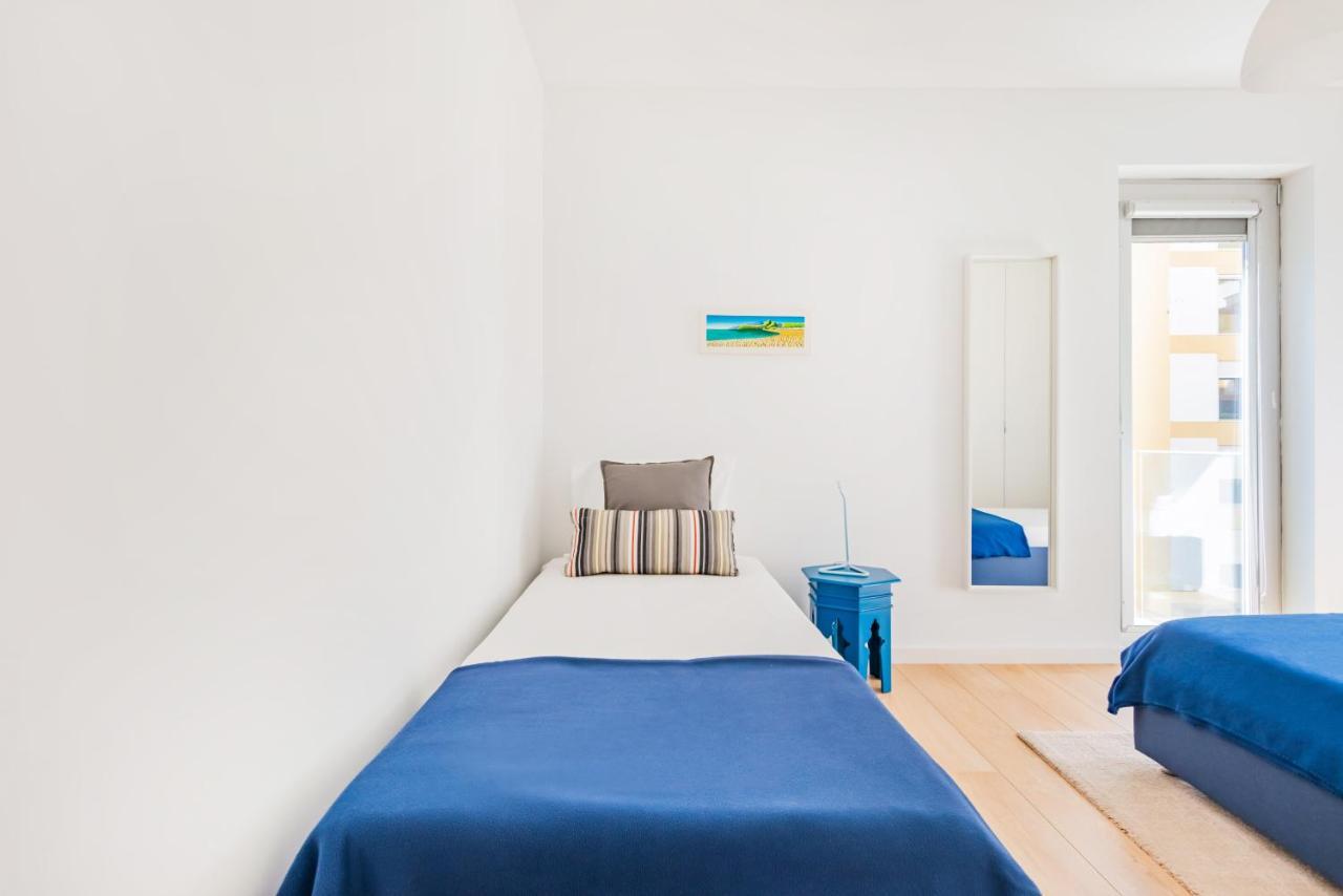 Oeiras Elegant Retreat With Pool Apartment Bagian luar foto